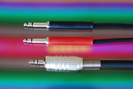 Stereo Mini Jack to 2 x Bantam Jacks